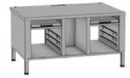 Soubassement sur pieds 2 tablettes coulissantes, 6 paires de rails de support GN1/1 (325x530mm). Parois latrales et dessus ferms, panneau arrire ouvert.